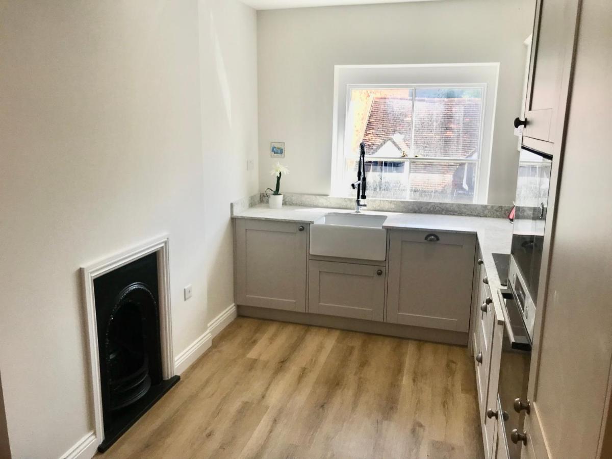 Heart Of Henley 1 & 2 Bedroom Apartments Esterno foto