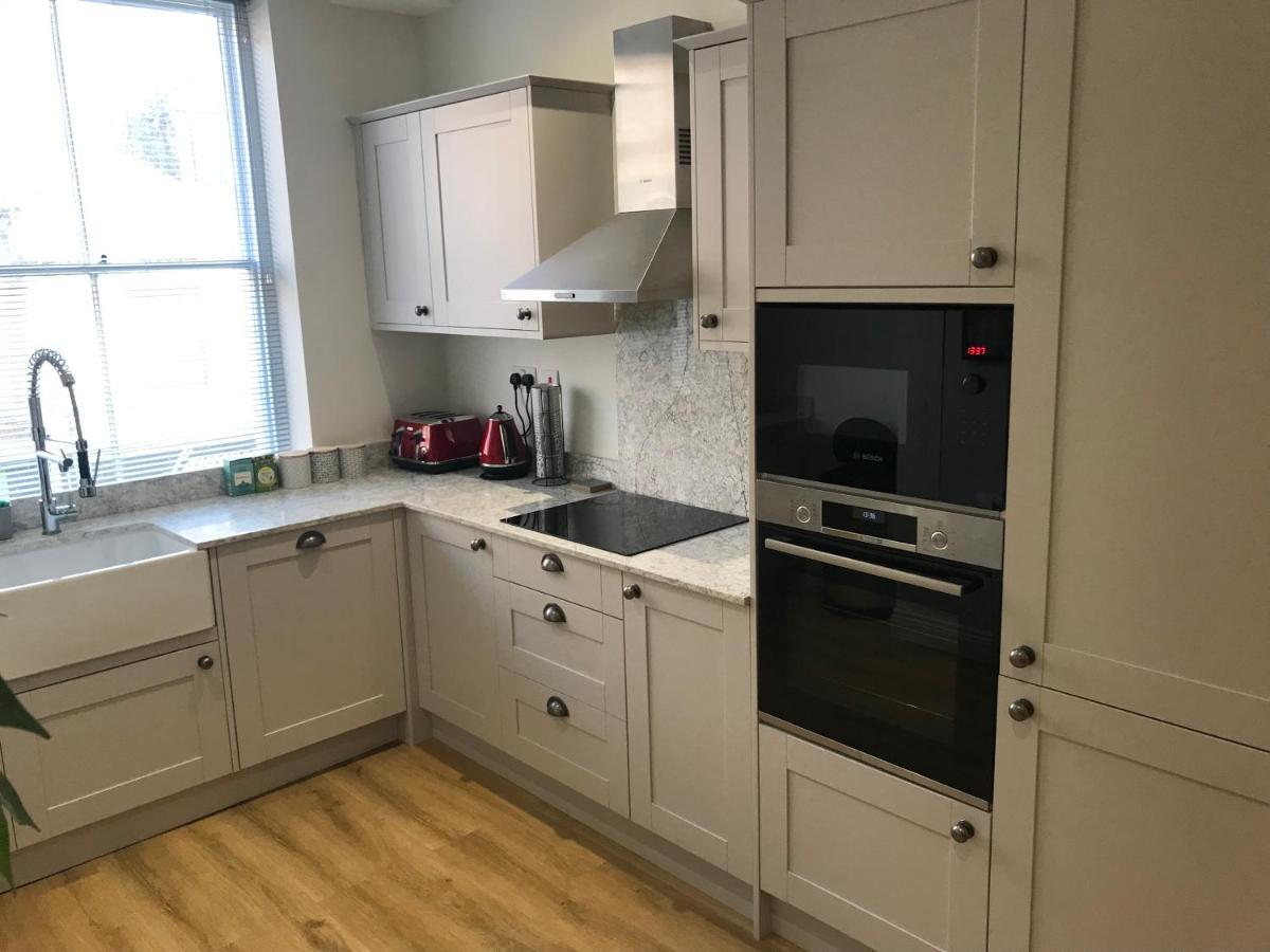 Heart Of Henley 1 & 2 Bedroom Apartments Esterno foto