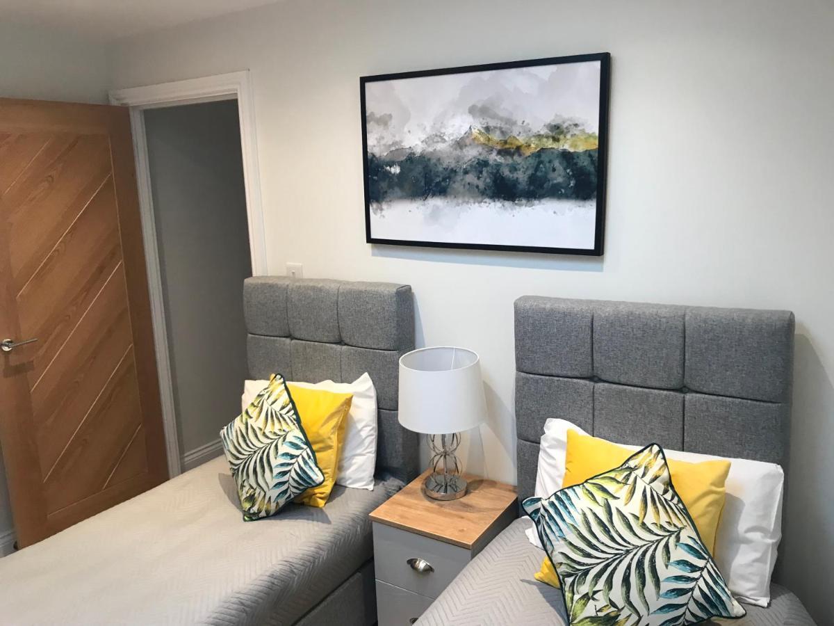 Heart Of Henley 1 & 2 Bedroom Apartments Esterno foto