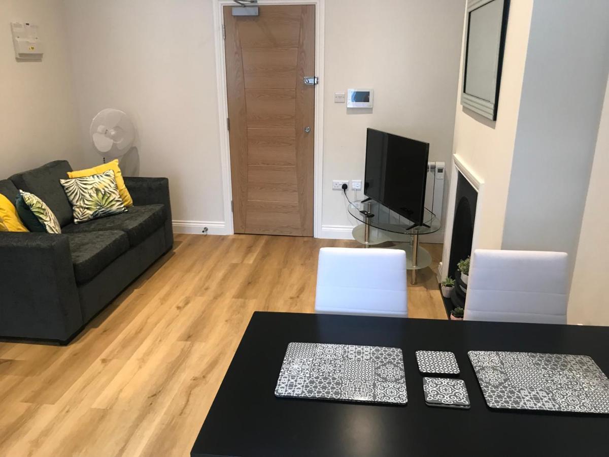 Heart Of Henley 1 & 2 Bedroom Apartments Esterno foto