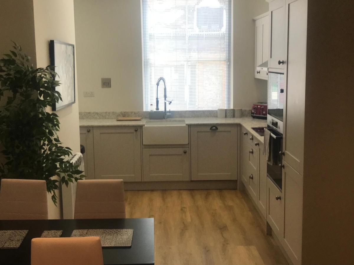 Heart Of Henley 1 & 2 Bedroom Apartments Esterno foto